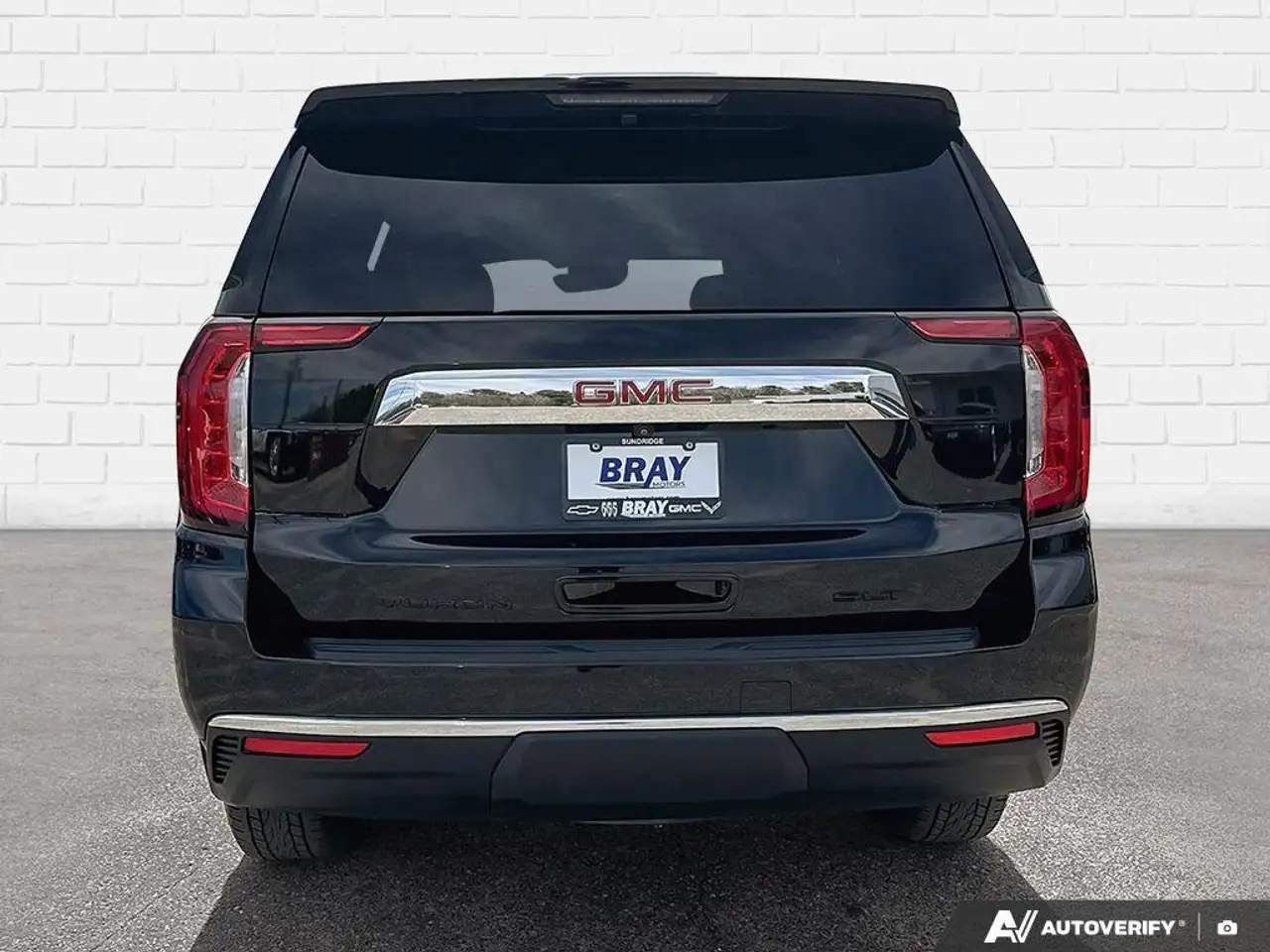 GMC Yukon снимка GMC Yukon