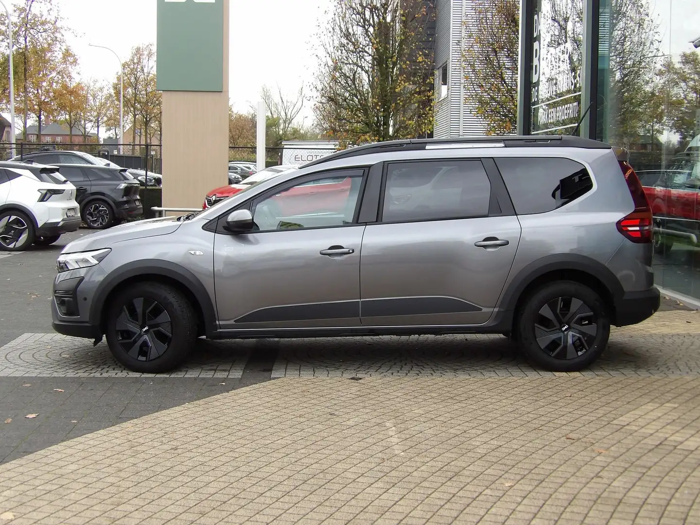 Dacia Jogger TCe 110 Expression 5PL Gris - 2
