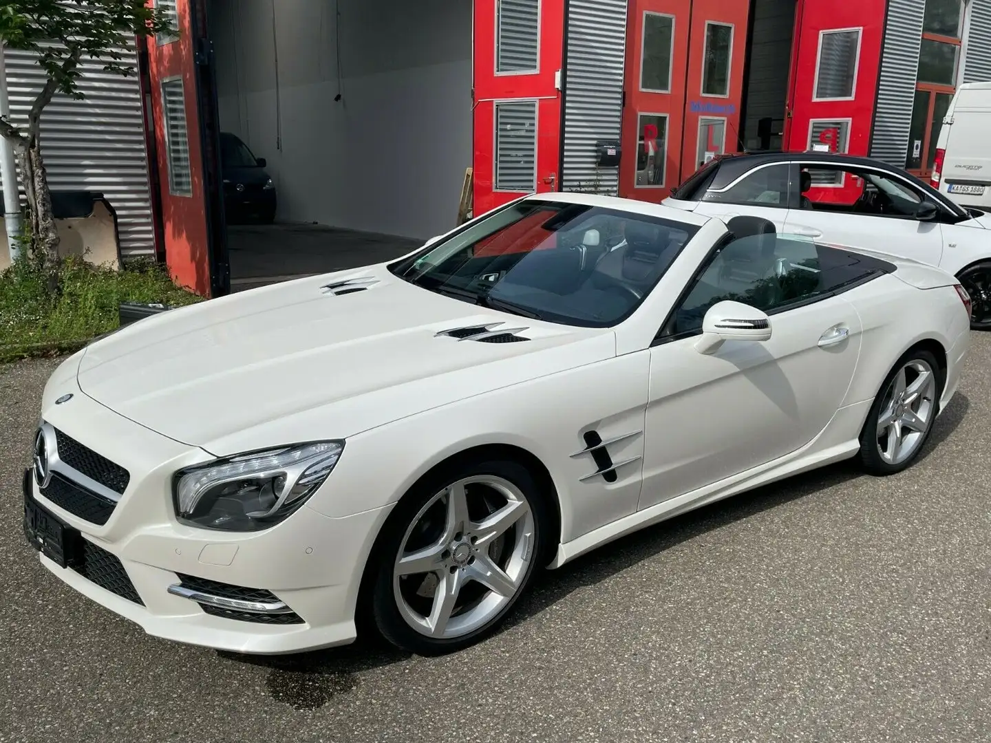 Mercedes-Benz SL 350 Sport-Paket AMG/ AMG-Line/Kamera/1.Hand/ Білий - 1