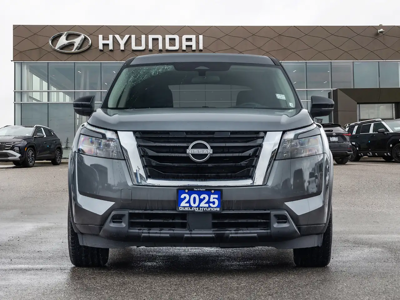 Nissan Pathfinder снимка Nissan Pathfinder