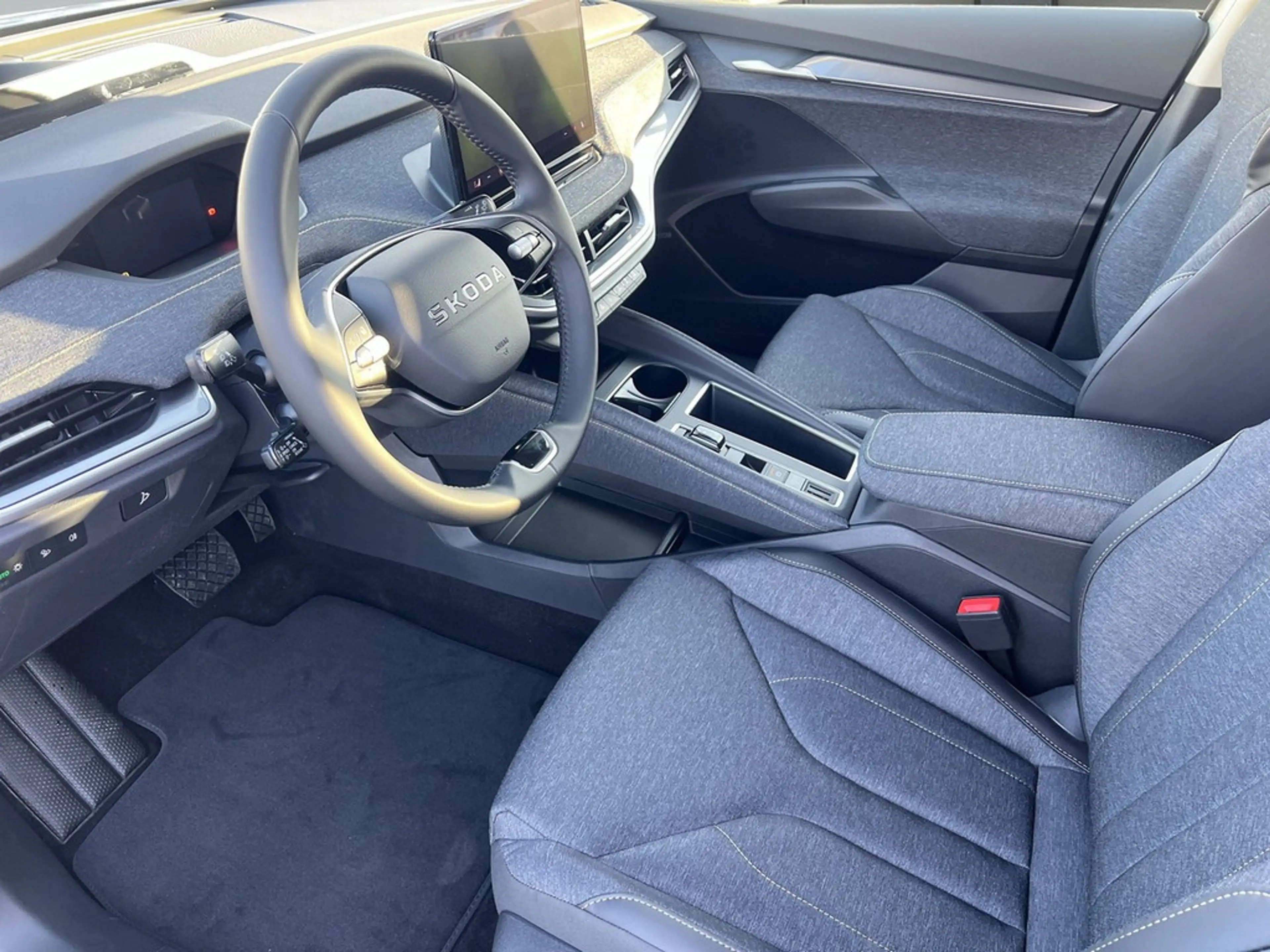 Skoda Elroq 85 LOFT *ADVANCED*W.PUMPE*AHK*VEGA*WINT — photo 10