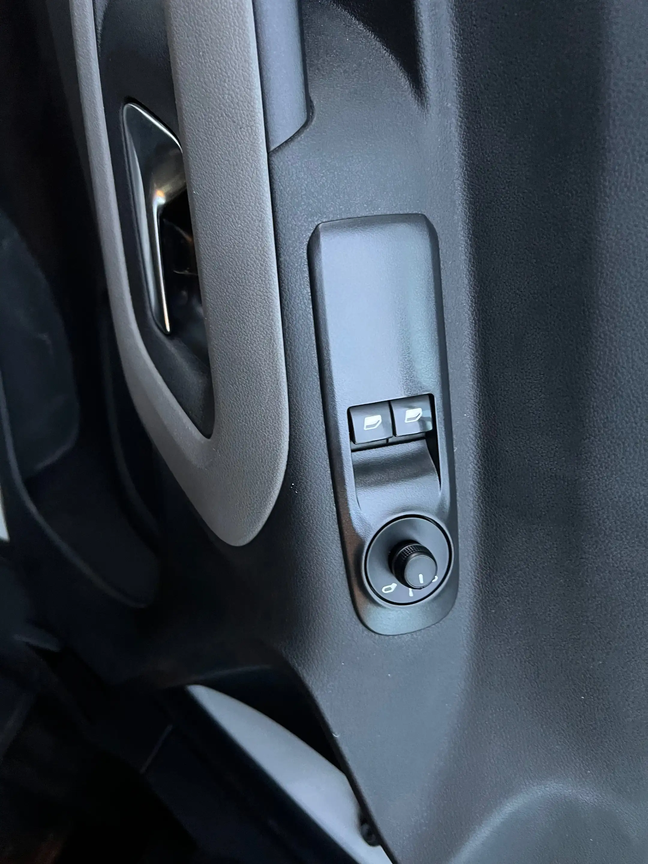 Peugeot Rifter Rifter 1.5 BlueHDi Standard Active — photo 10