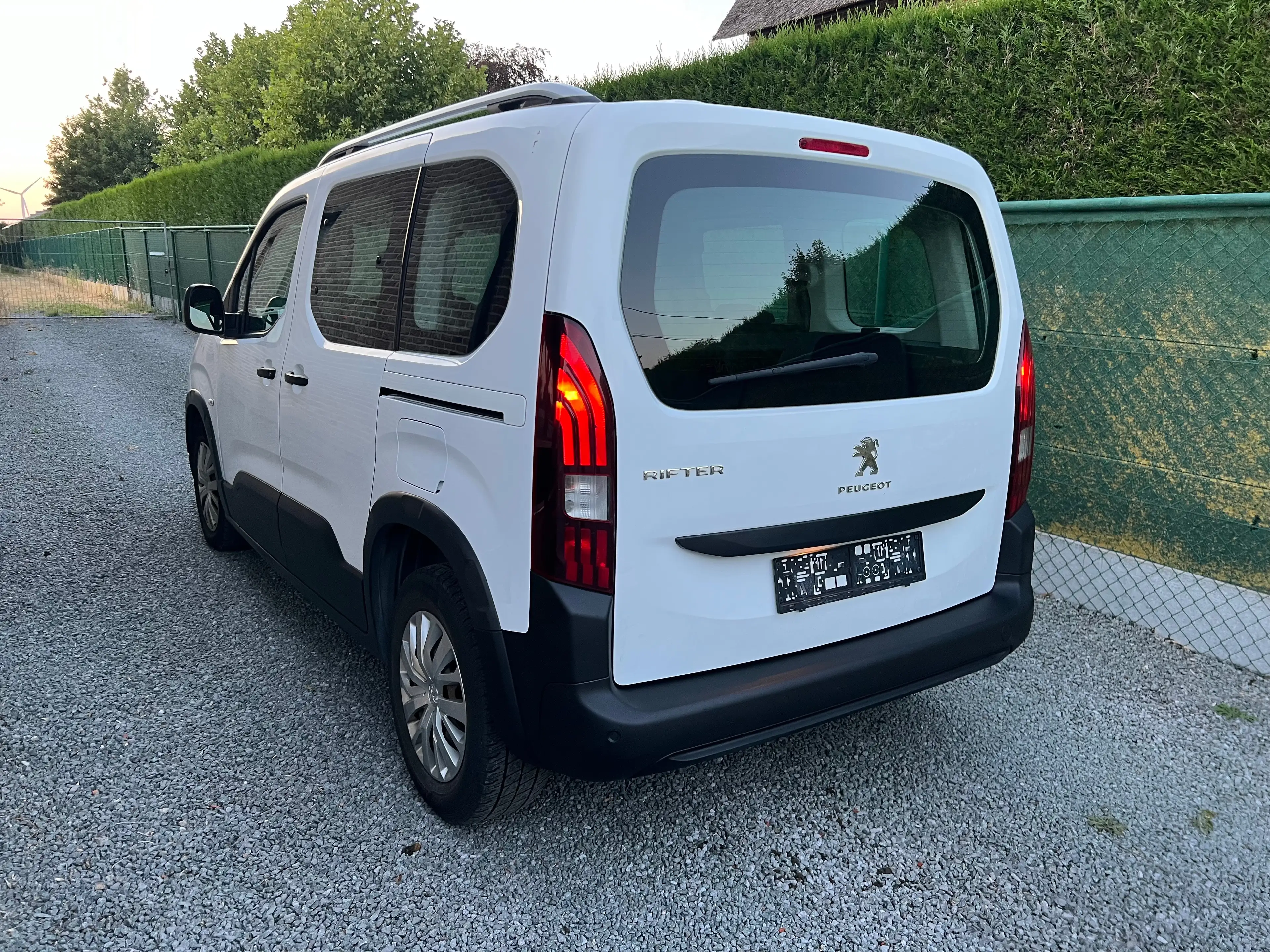 Peugeot Rifter Rifter 1.5 BlueHDi Standard Active — photo 3