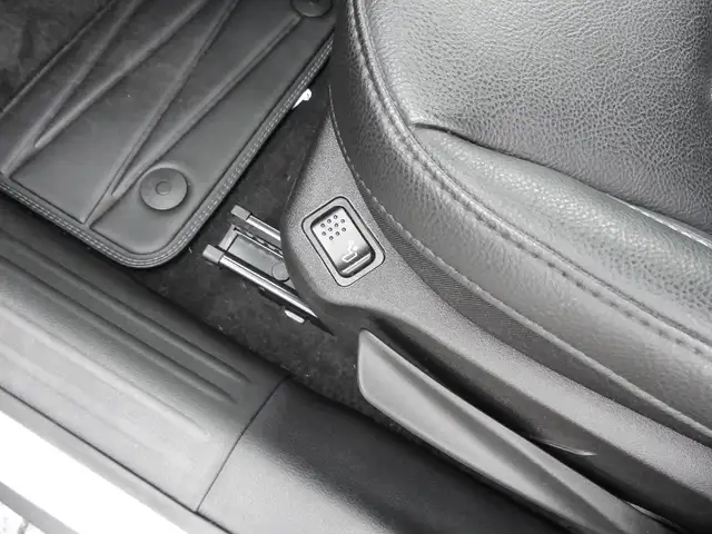 Jeep Compass view 13