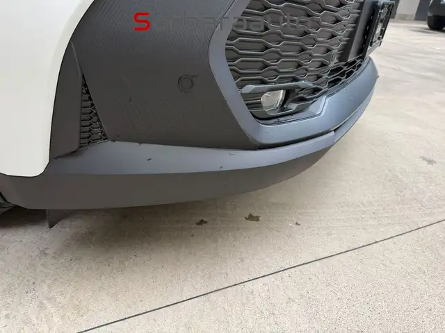 Toyota C-HR view 9