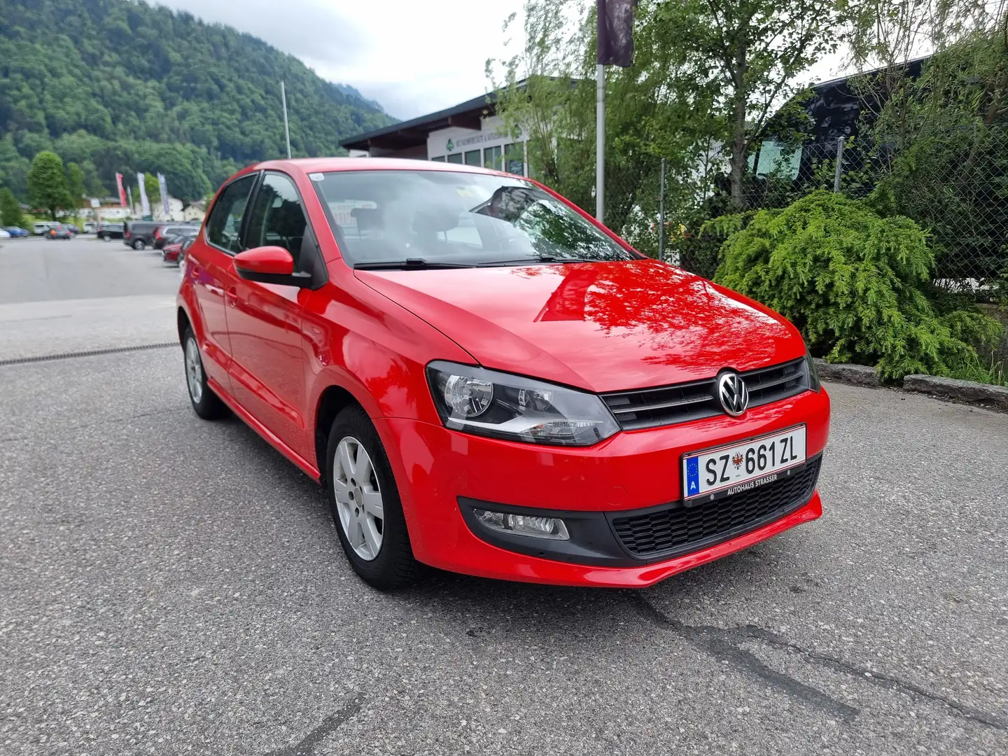 Volkswagen Polo Comfortline 1,2 TOP!!! Rot - 1