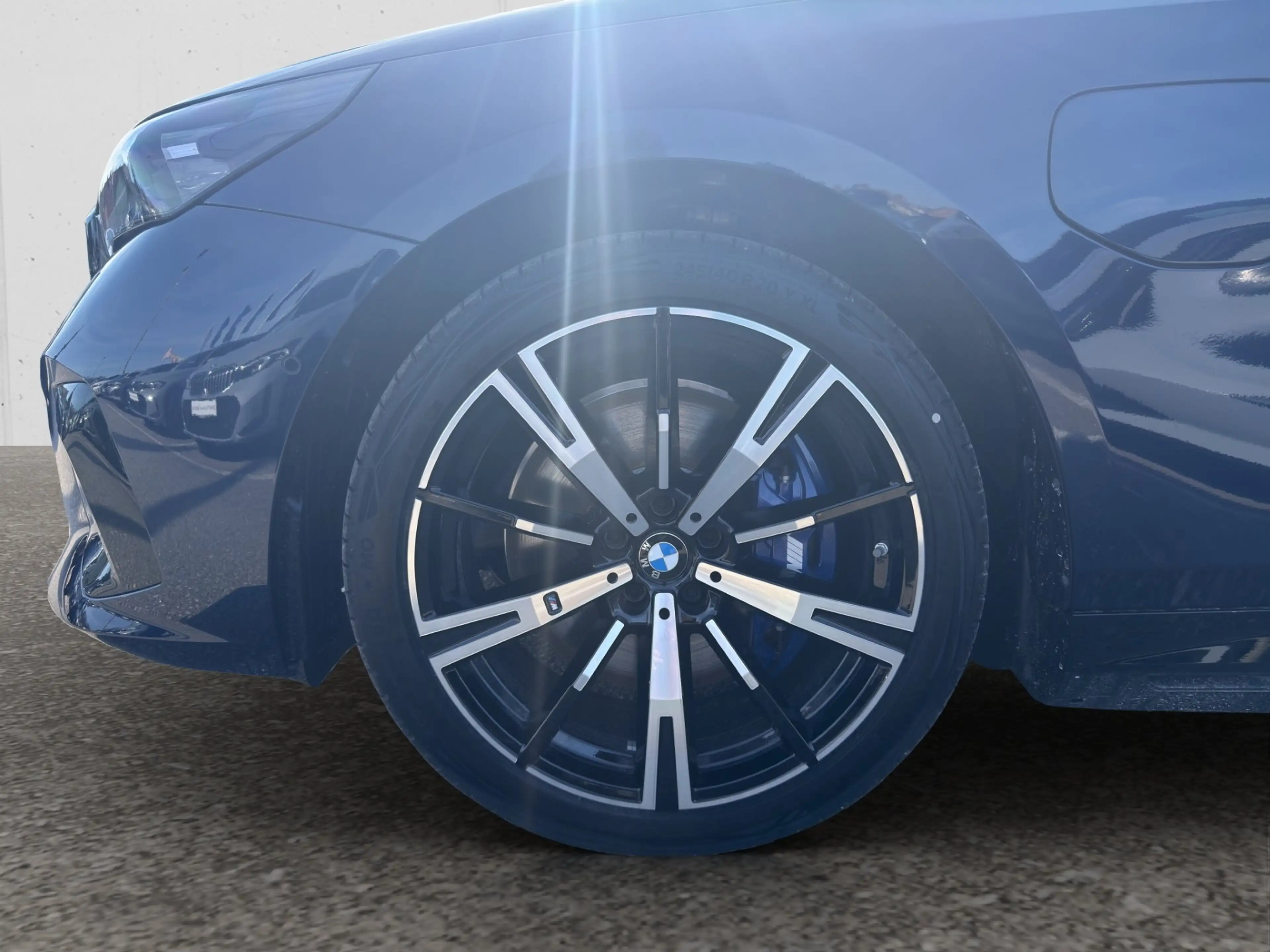 BMW 550 e xDrive — photo 7