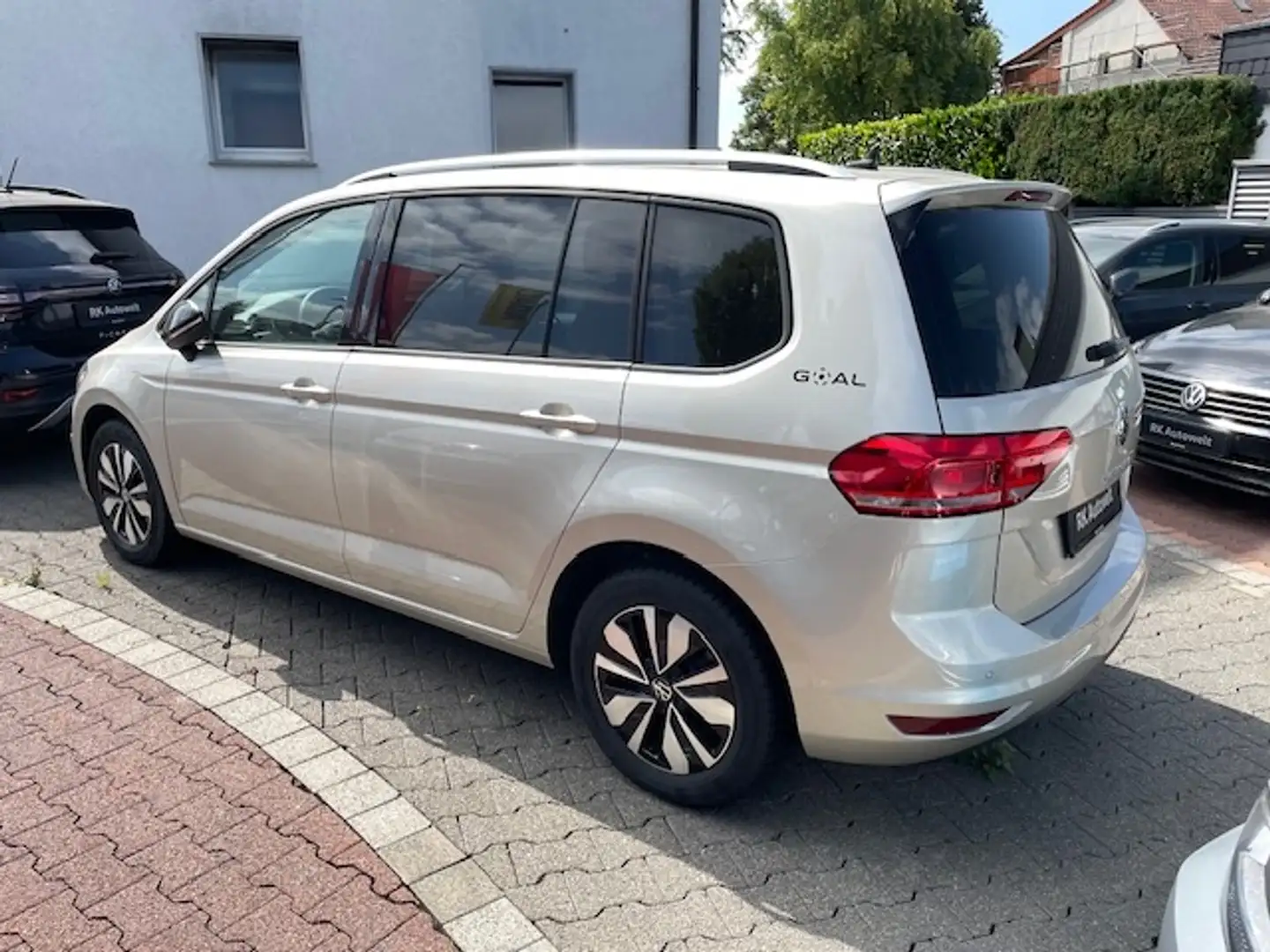 Volkswagen Touran 1.5 TSI ''GOAL'' NAVI ACC StandHZG Kamera Digital Silber - 2