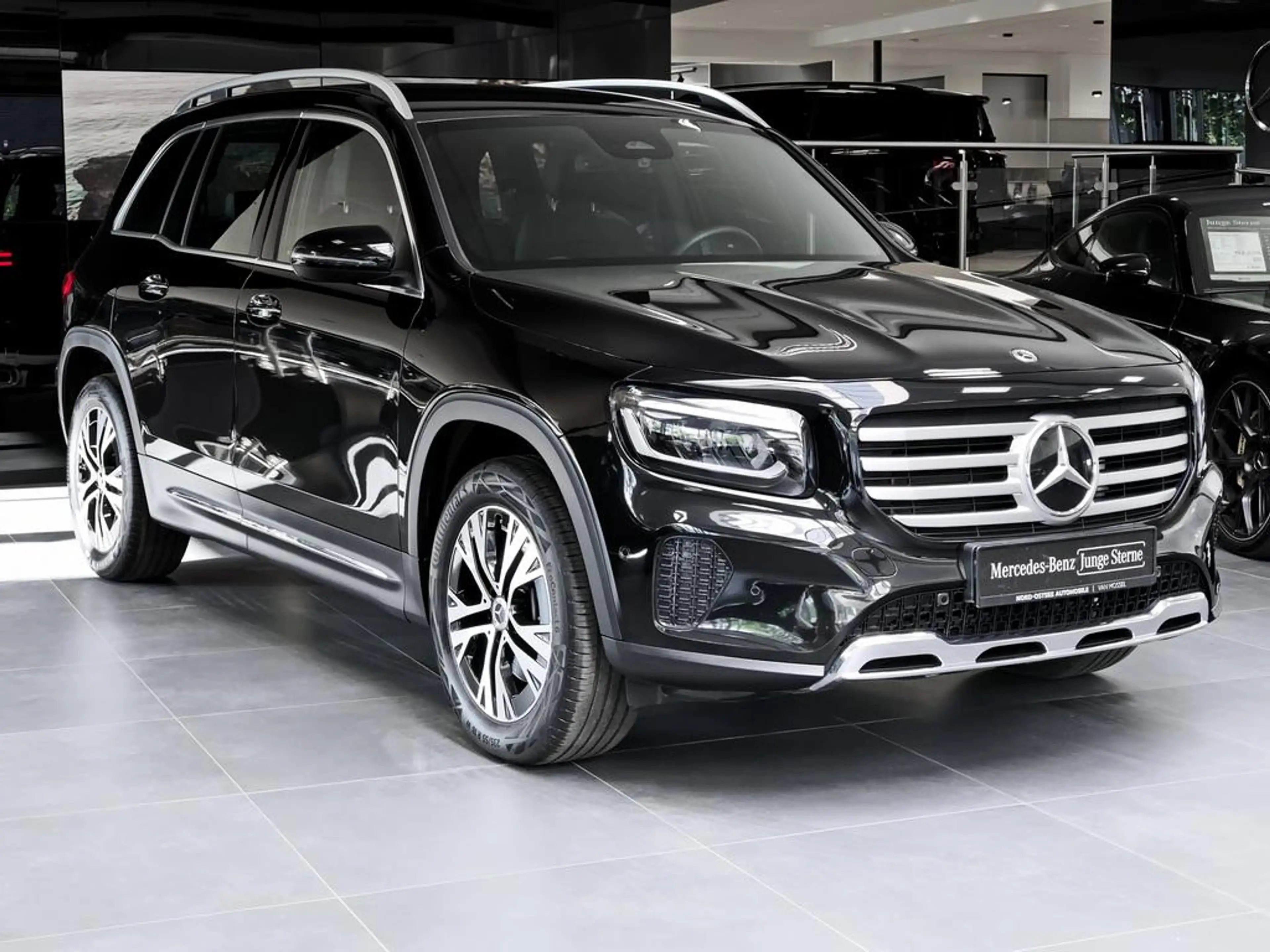 Mercedes-Benz GLB 200 d PROGRESSIVE MBUX ADV.+ KEYLESS-GO — photo 5
