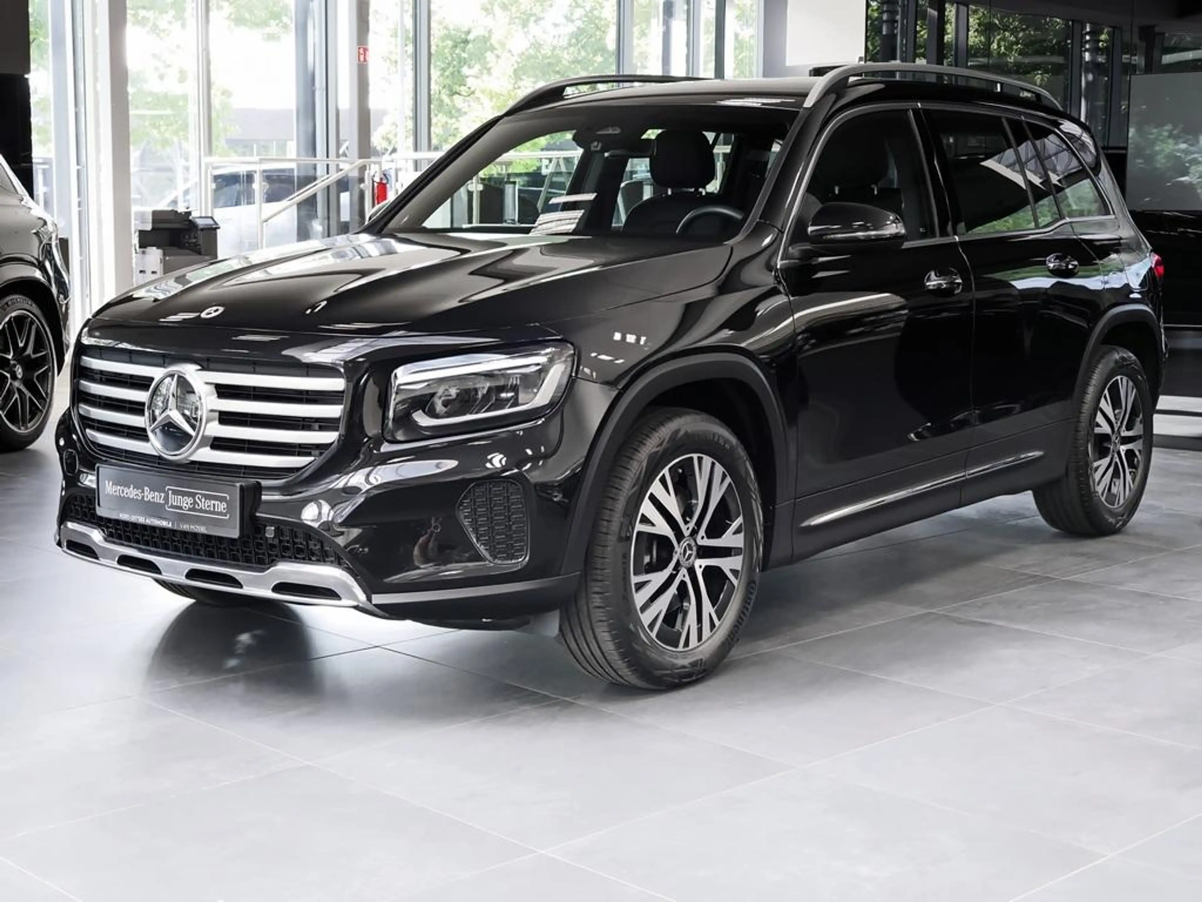 Mercedes-Benz GLB 200 d PROGRESSIVE MBUX ADV.+ KEYLESS-GO — photo 8