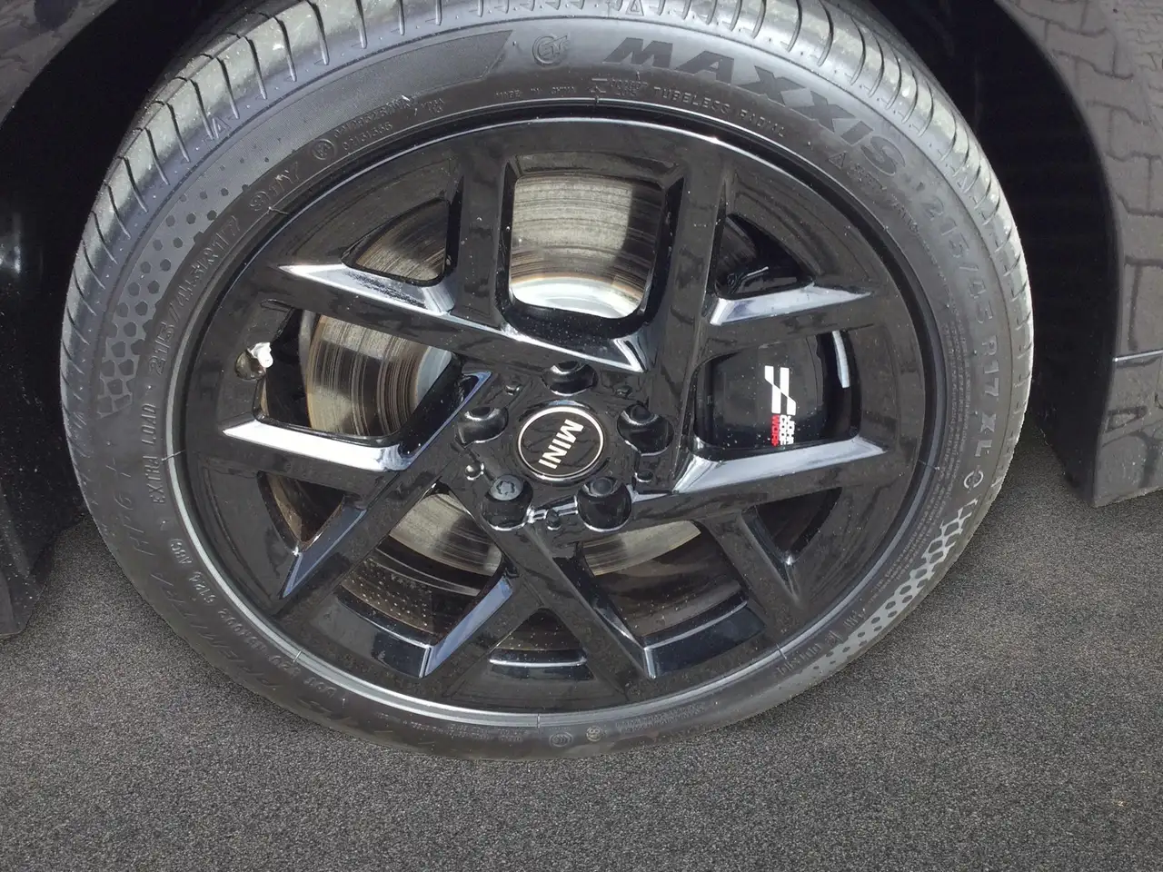 MINI Cooper S Cabrio John Cooper Works Trim 11