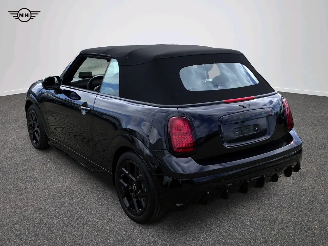 MINI Cooper S Cabrio John Cooper Works Trim 4