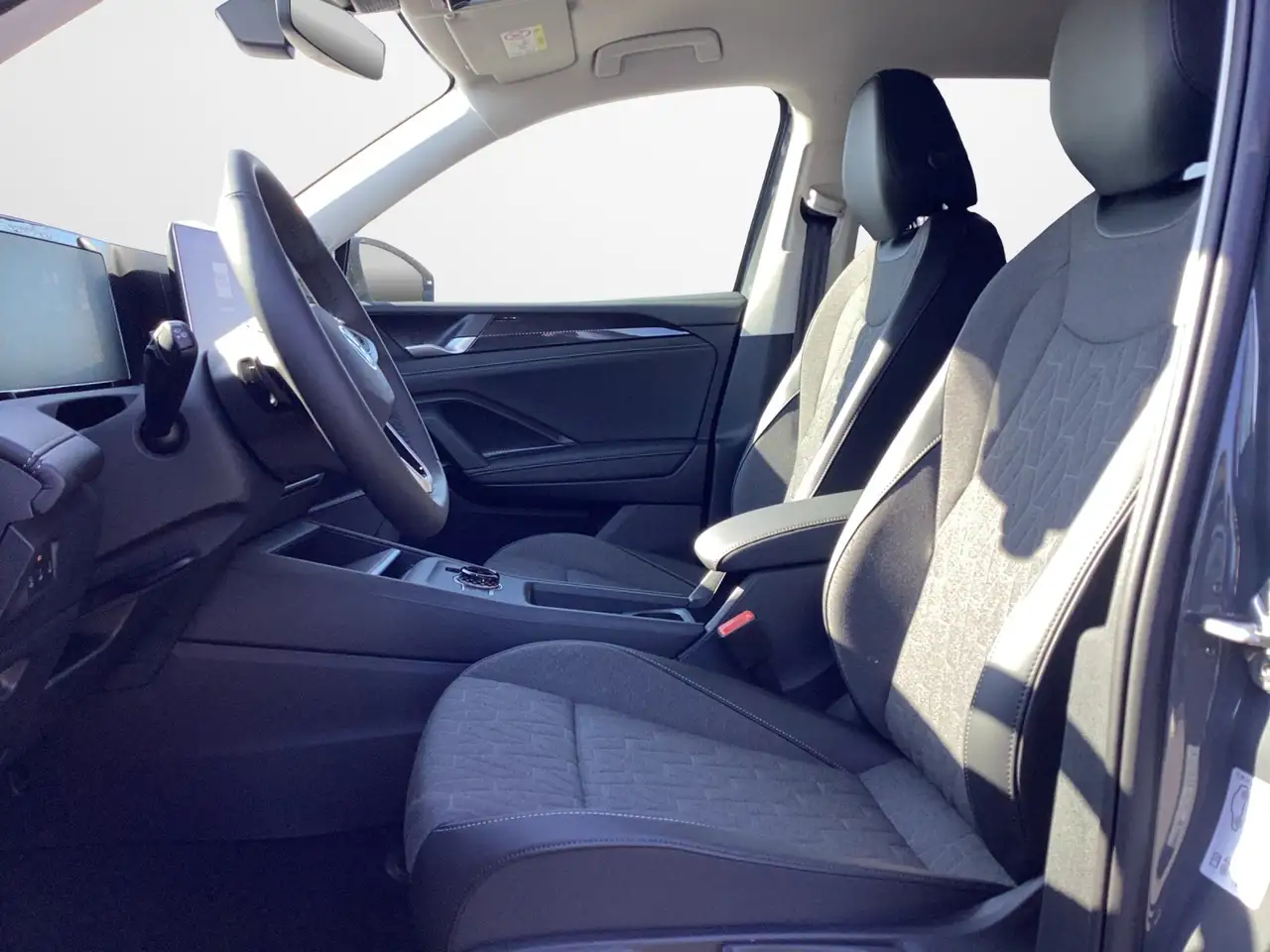Volkswagen Tiguan 1.5 eTSI DSG Life 8