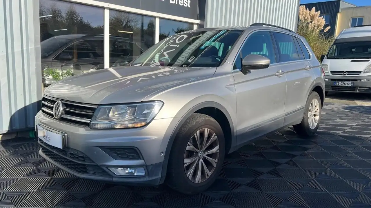 Volkswagen Tiguan 2.0 TDI 150 BLUEMOTION CONFORT LINE BUSINESS — photo 1 of 15