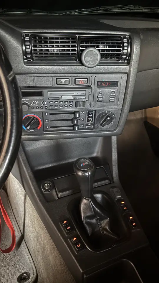 BMW 325i E30 Cabrio M-Fahrwerk|Klima|Leder, foto 3