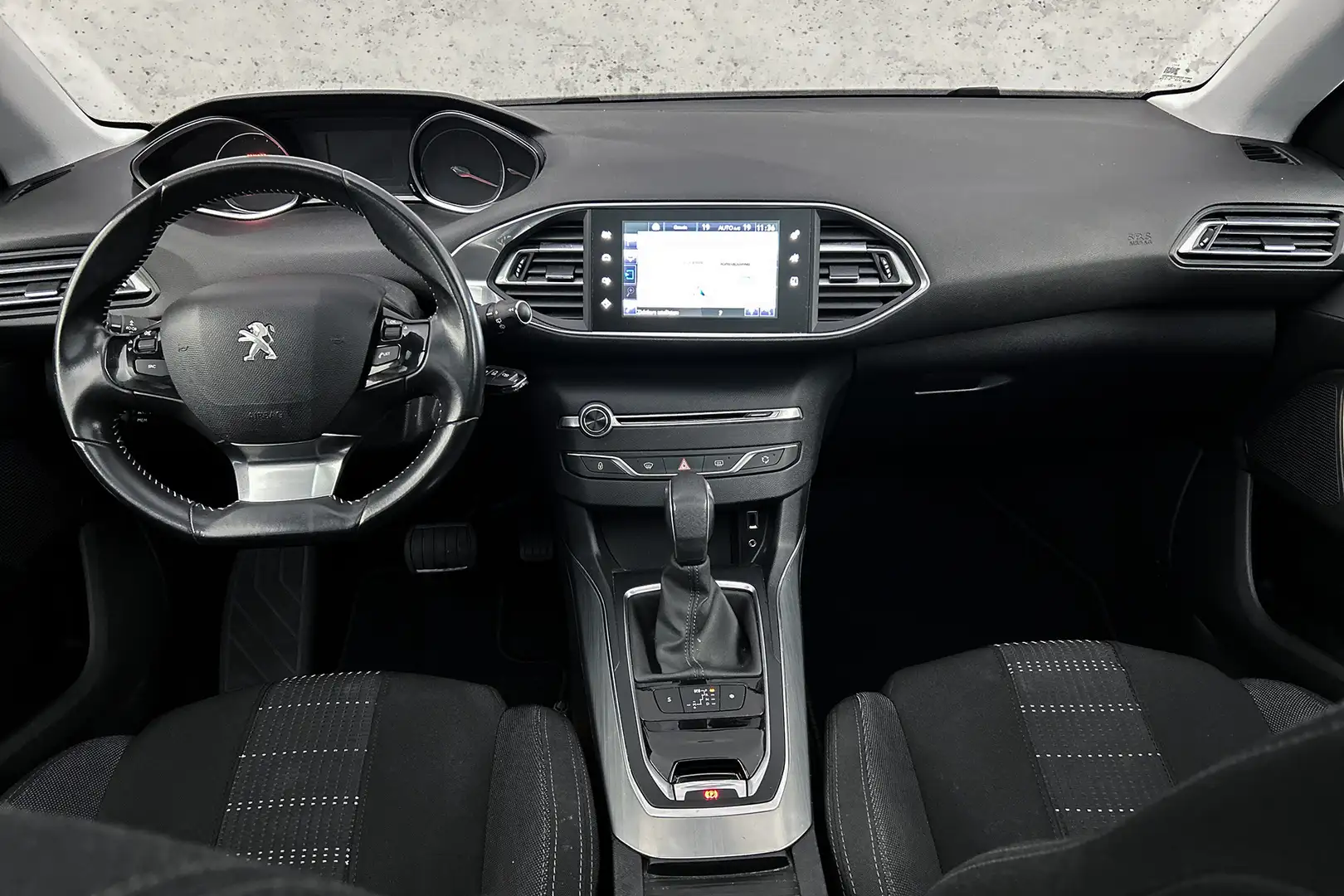 Peugeot 308 SW 1.2 e-THP Allure | Camera | Panoramadak | Parke Bleu - 2