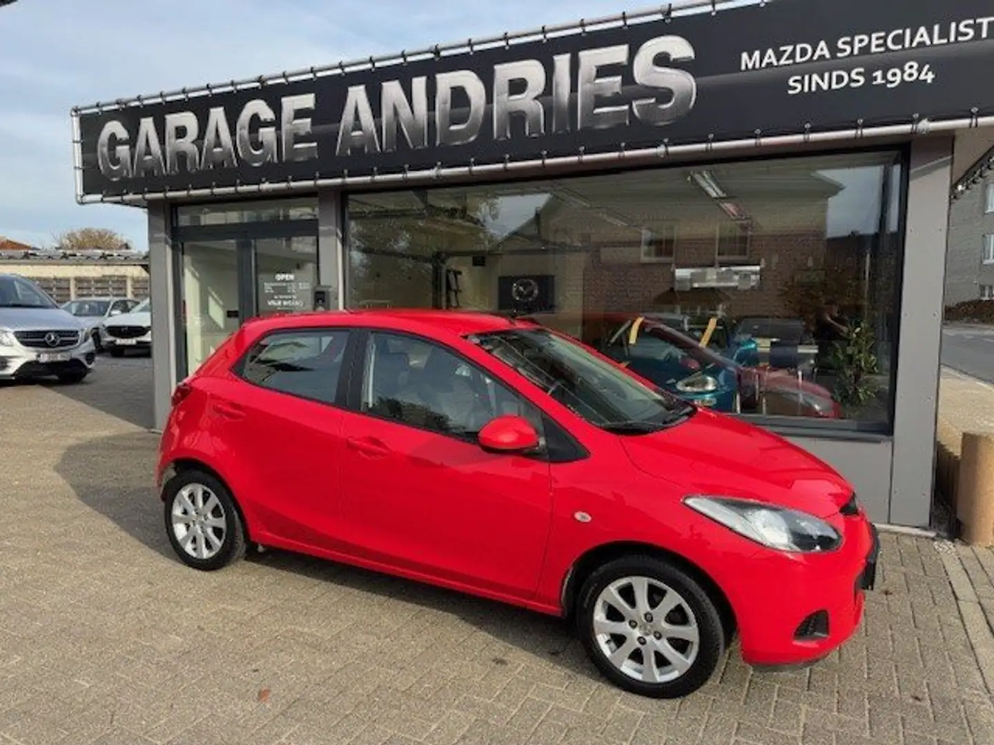 Mazda 2 BENZINE / AIRCO / 2 JAAR WAARBORG - 2