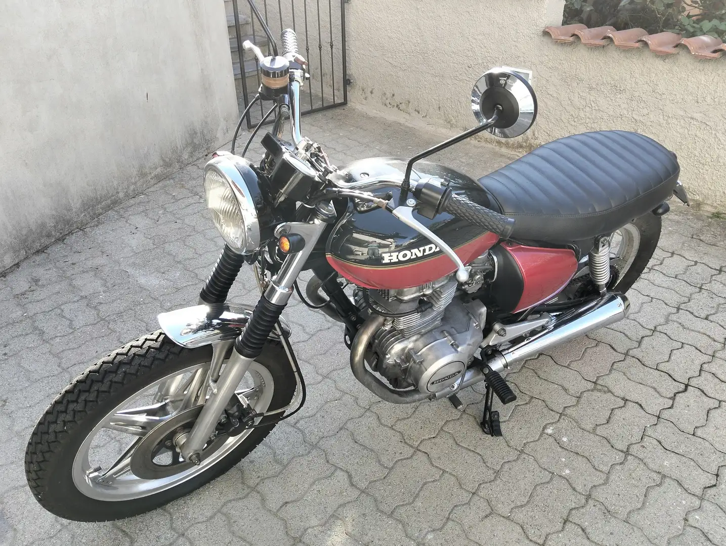 Honda CB 400 Rood - 1