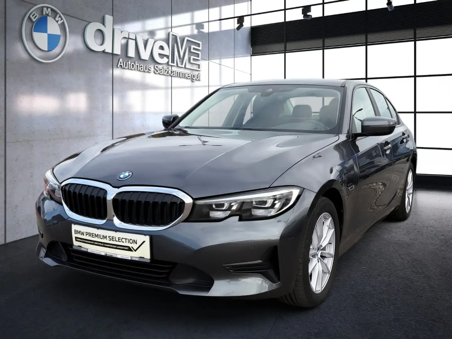 BMW 320 e Advantage Advantage LED SHZ AHK AUT KlimaA Grau - 1