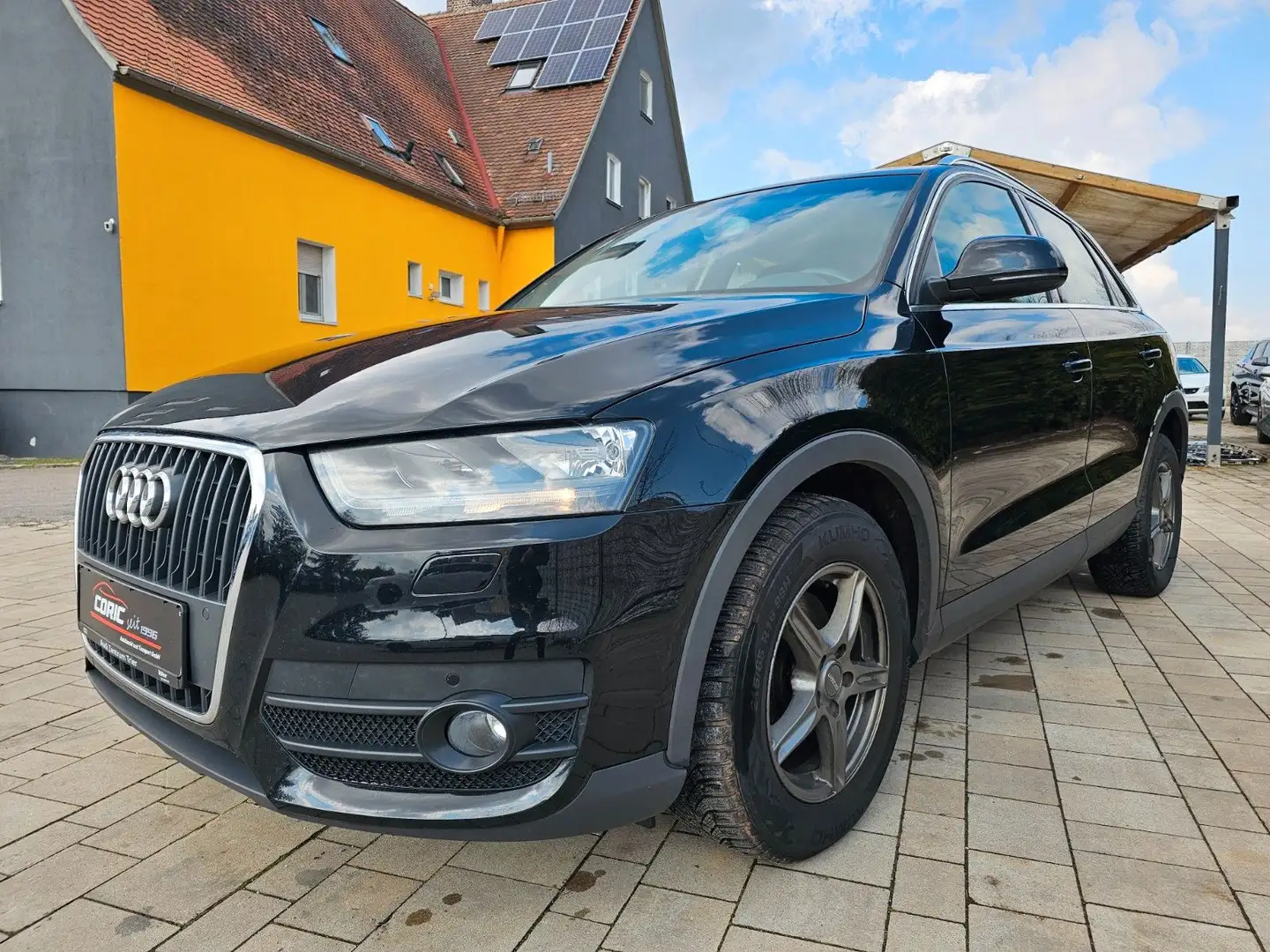 Audi Q3 2.0 TDI Schwarz - 2