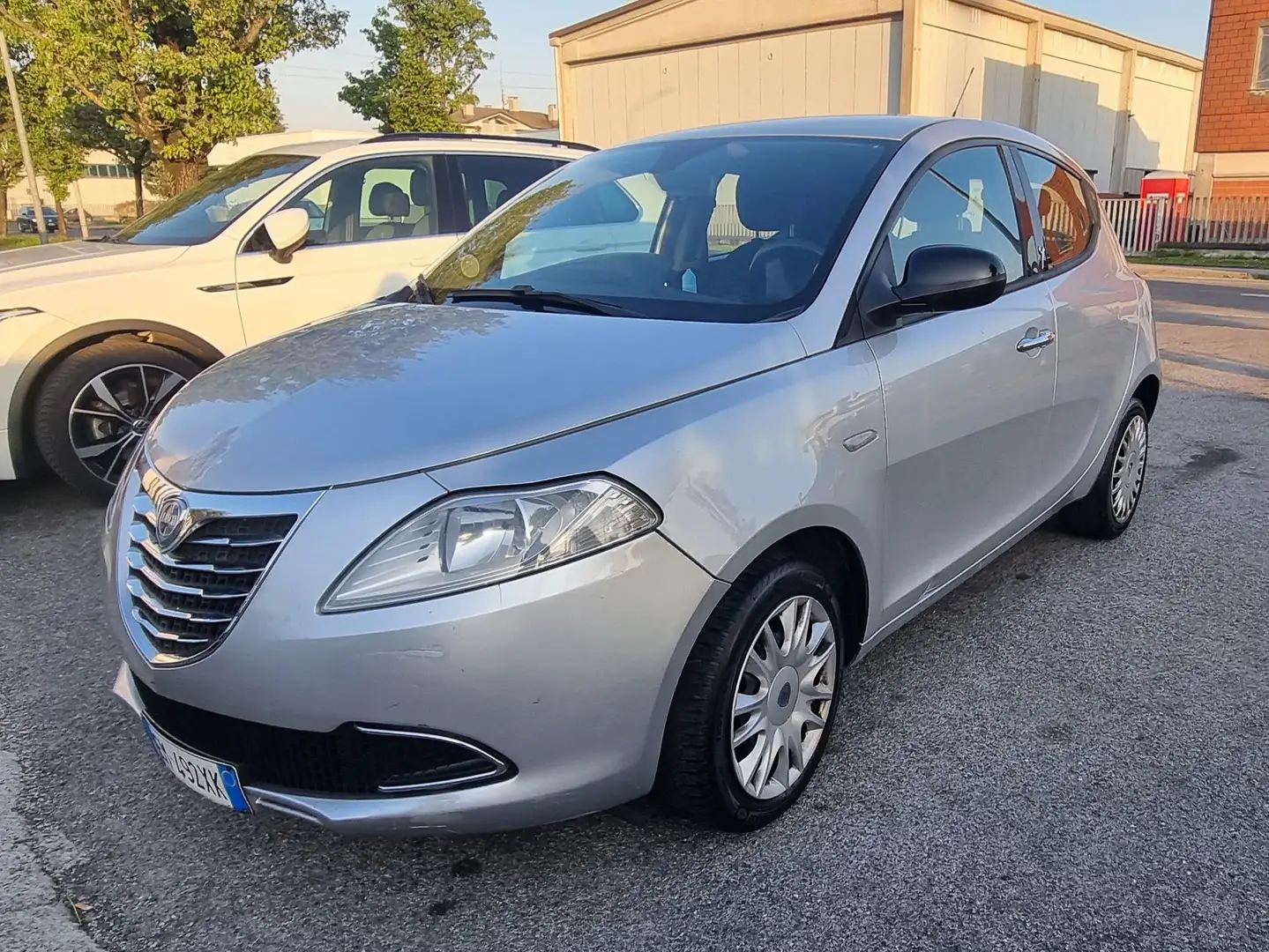 Lancia Ypsilon Ypsilon III 2011 1.2 8v Silver s Argent - 1