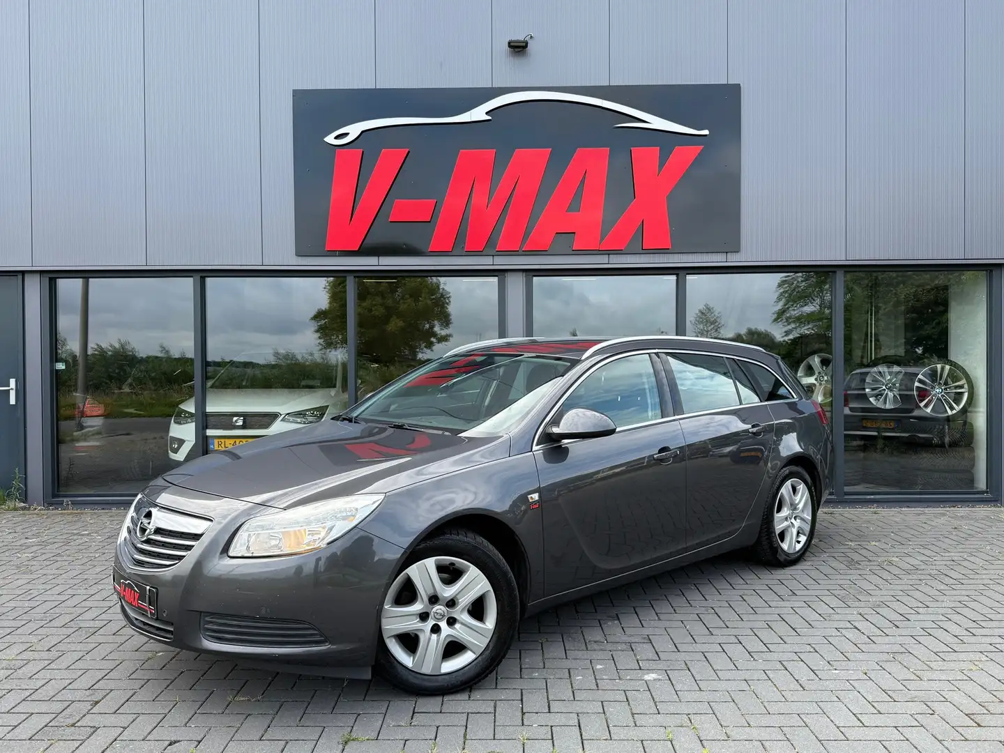 Opel Insignia Sports Tourer 1.8 Edition Climate Cruise Trekhaak Grijs - 1