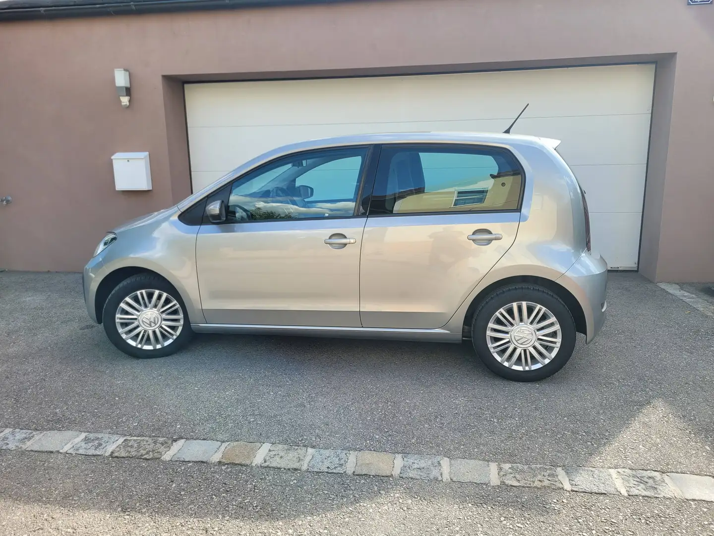 Volkswagen up! Up 1,0 Sky Sky Silber - 2