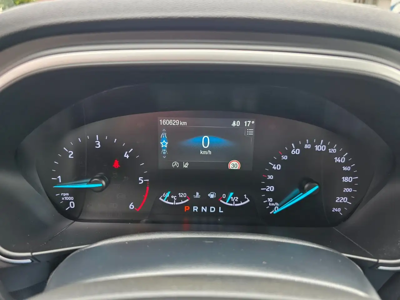 Ford Focus Lim. 1.5 TDCi Cool & Connect Automatik, миниатюра 9