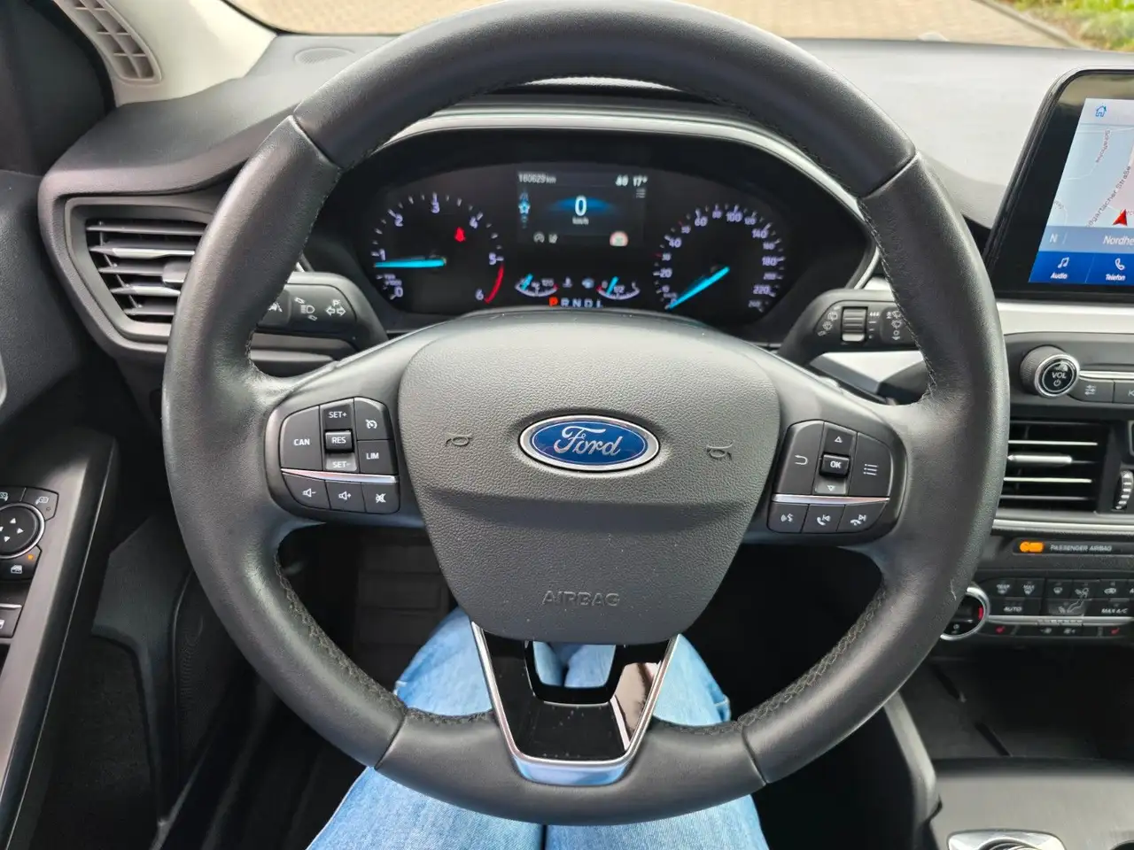 Ford Focus Lim. 1.5 TDCi Cool & Connect Automatik, миниатюра 10