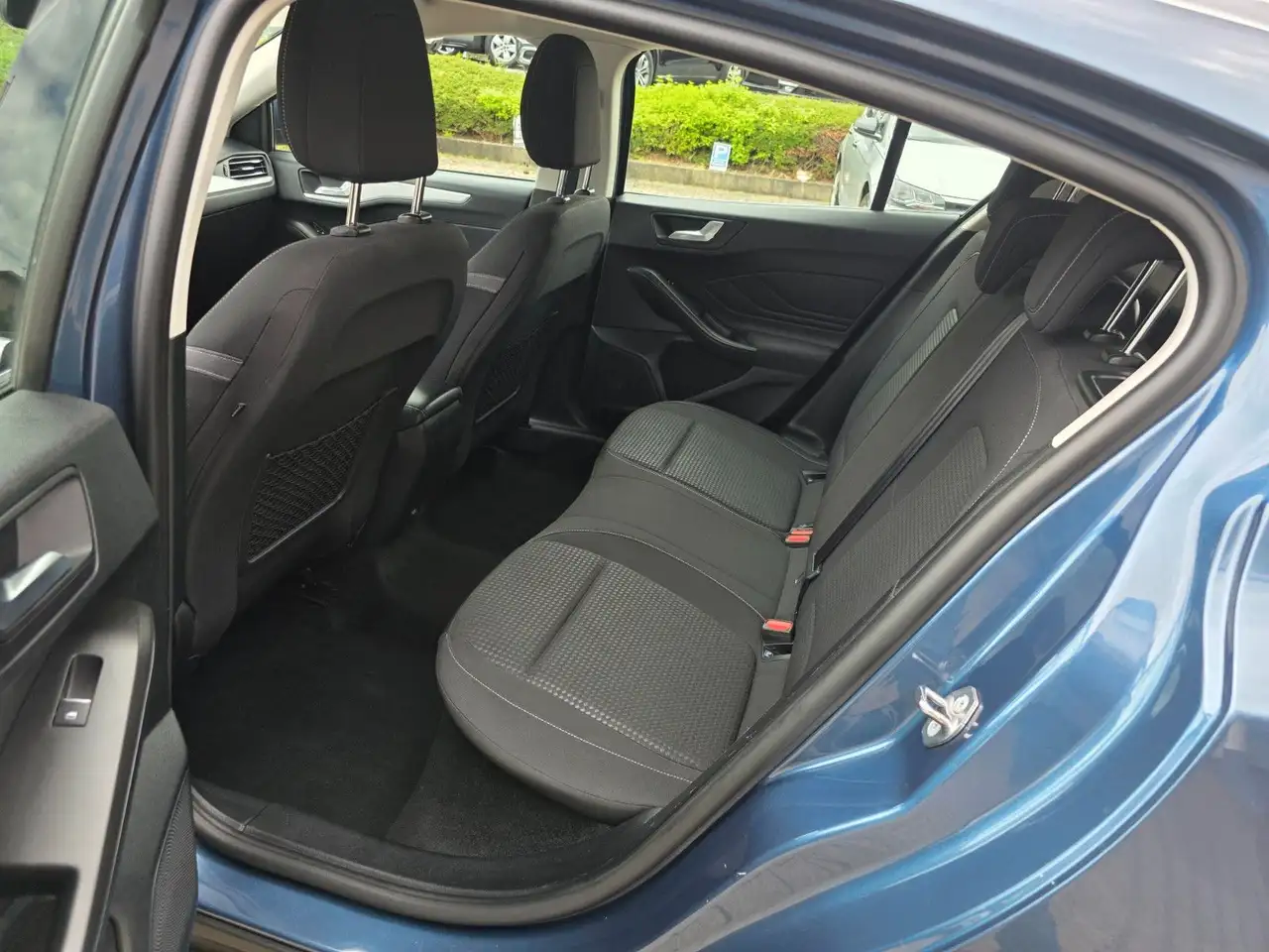 Ford Focus Lim. 1.5 TDCi Cool & Connect Automatik, миниатюра 18