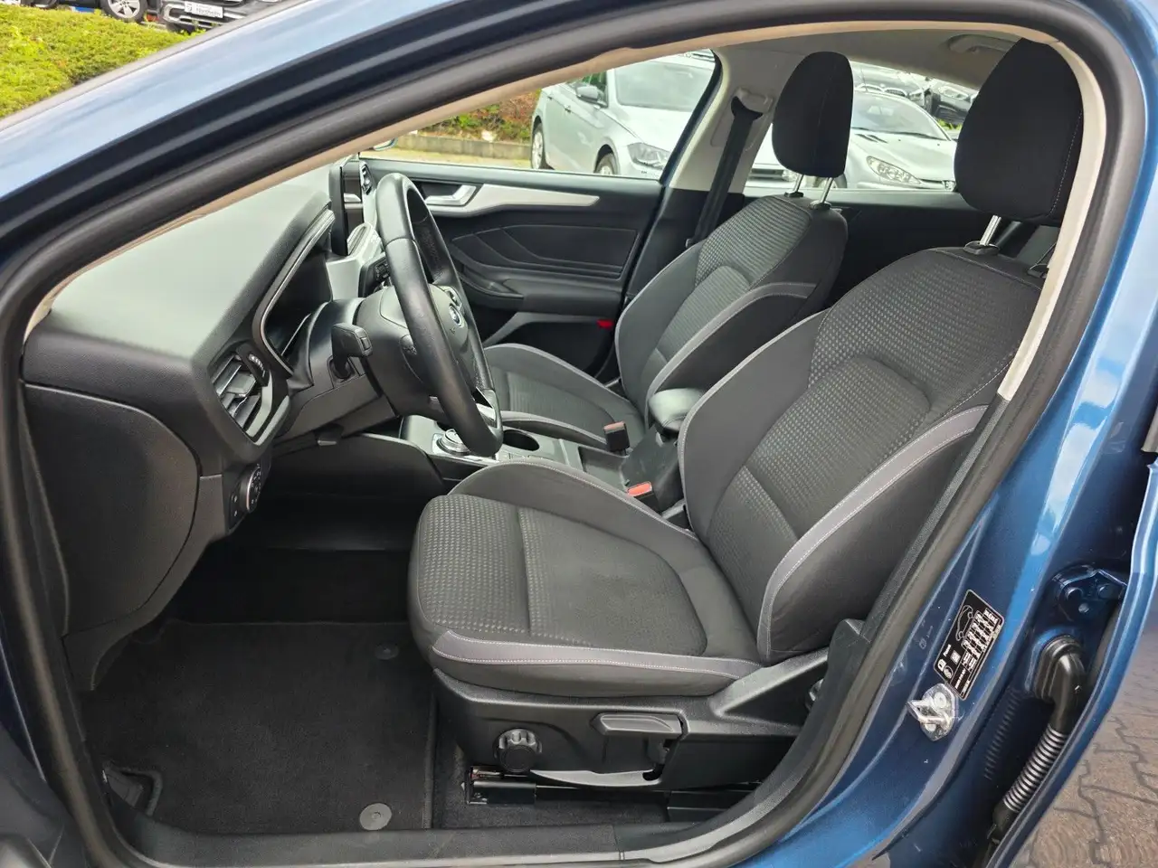 Ford Focus Lim. 1.5 TDCi Cool & Connect Automatik, миниатюра 15