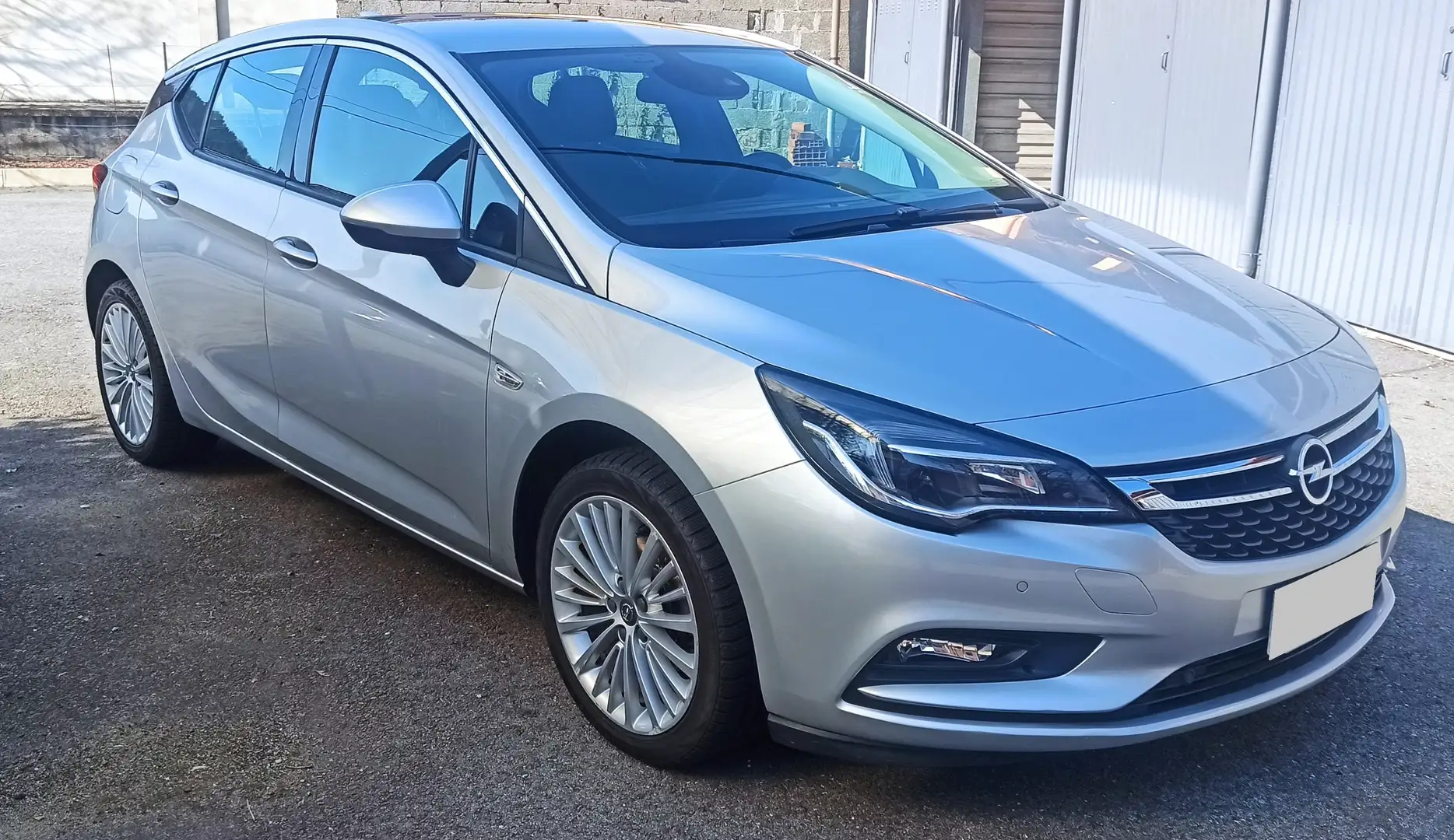 Opel Astra 1.4 Turbo 150CV Start&Stop 5 porte Innovation Argento - 1