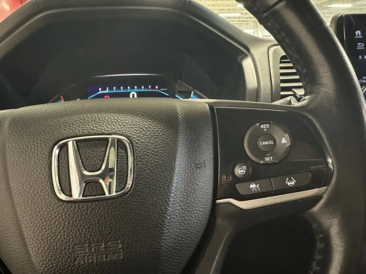 Honda Odyssey снимка Honda Odyssey