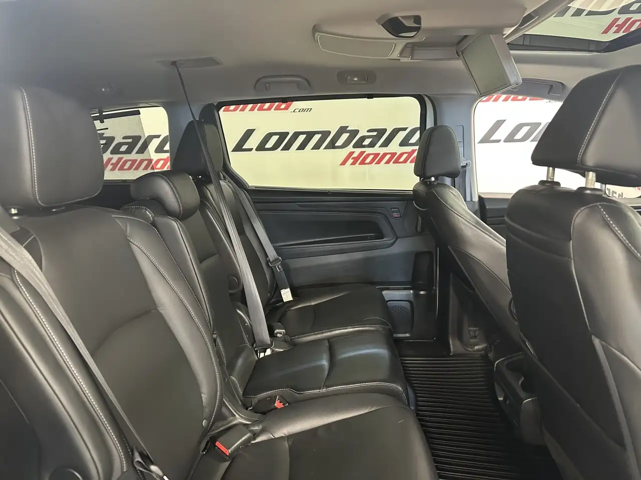 Honda Odyssey снимка Honda Odyssey