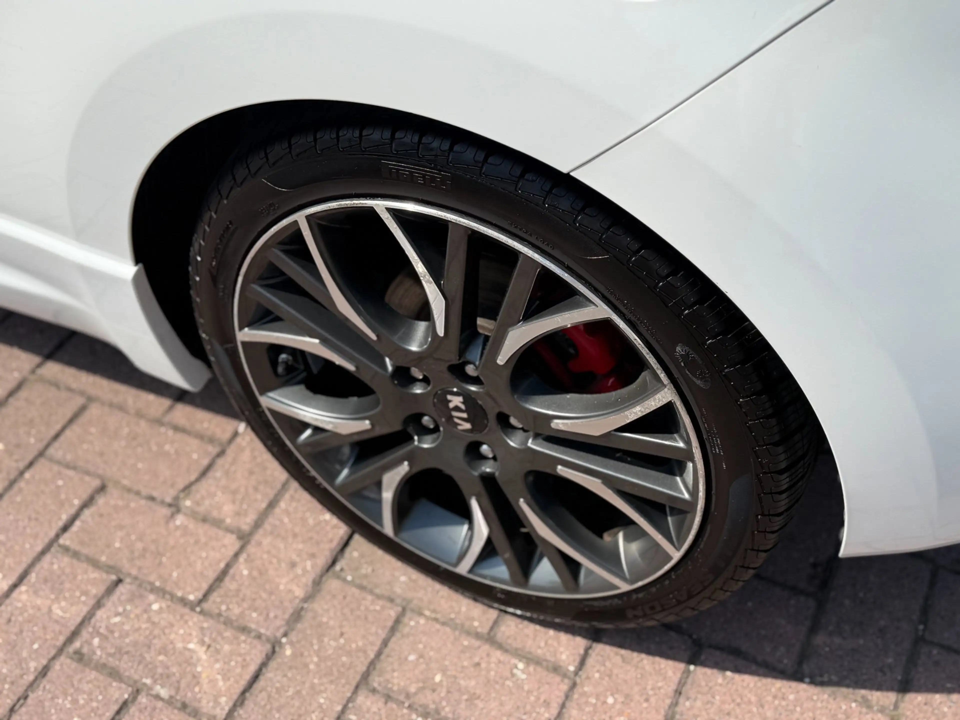 Kia ProCeed / pro_cee'd 1.6 GT 204PK 2014 Dealer Ondh — photo 31
