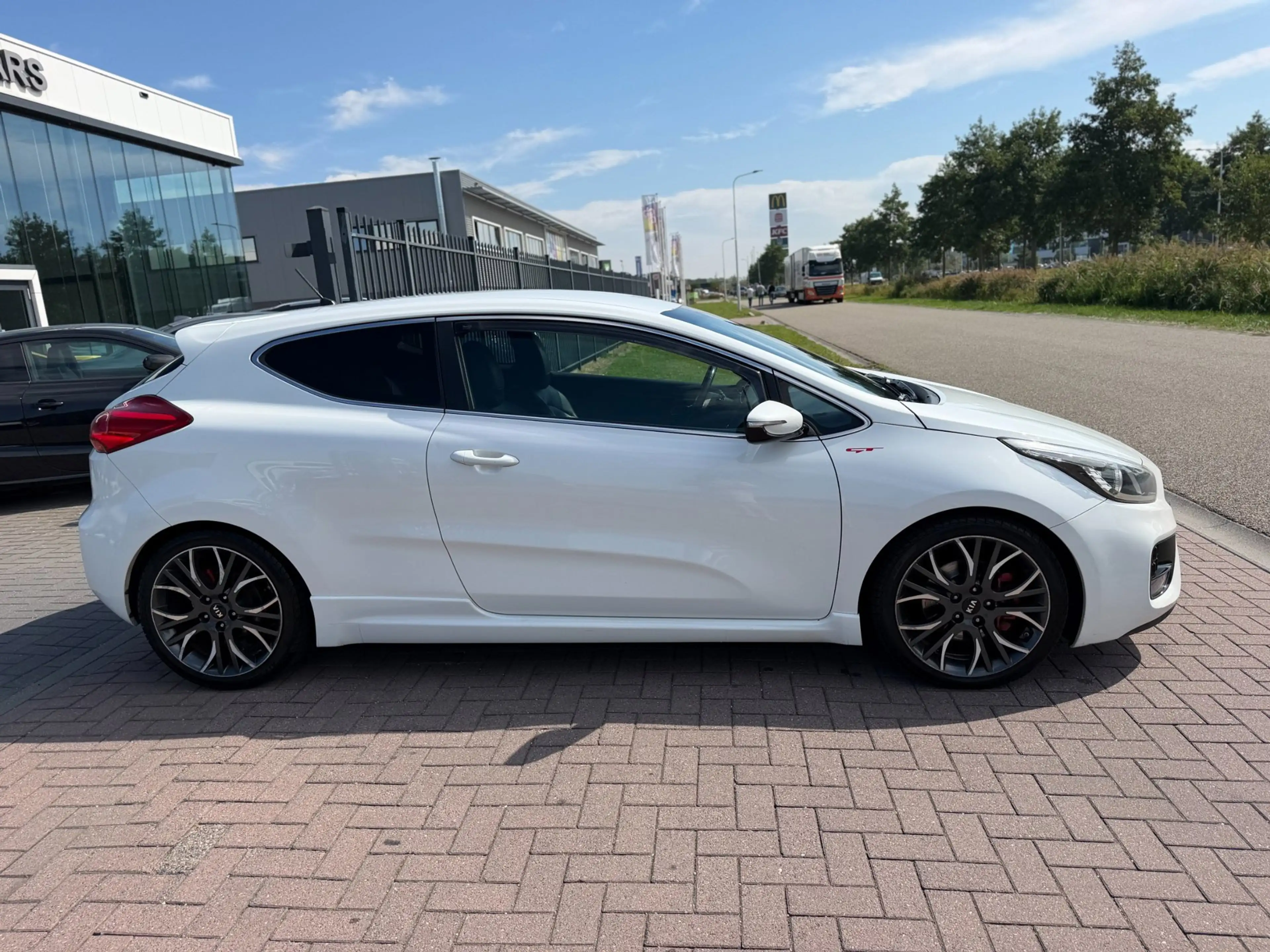 Kia ProCeed / pro_cee'd 1.6 GT 204PK 2014 Dealer Ondh — photo 7