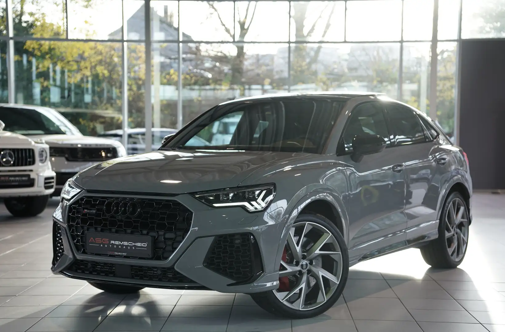Audi RS Q3 q. Sportback 2.H *21 *RS-Sitze*RS-AGA*Pano Grijs - 1