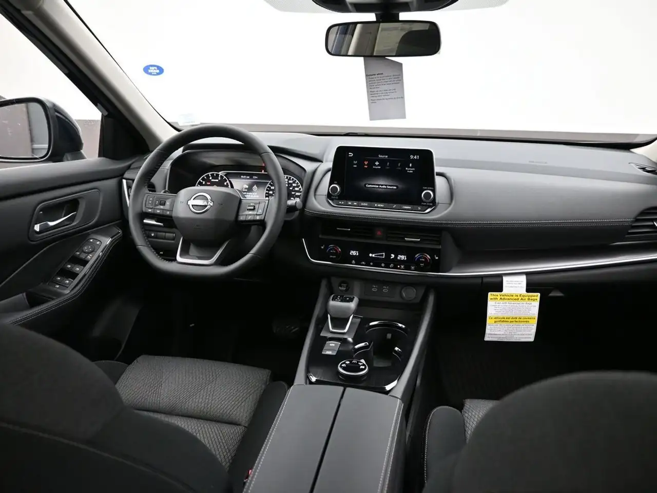 Nissan Rogue снимка Nissan Rogue