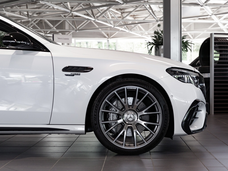 Mercedes-Benz E 53 AMG E 53 T AMG Hybrid 4M+ , AMG BURM NIGHT PREMIUM — photo 6