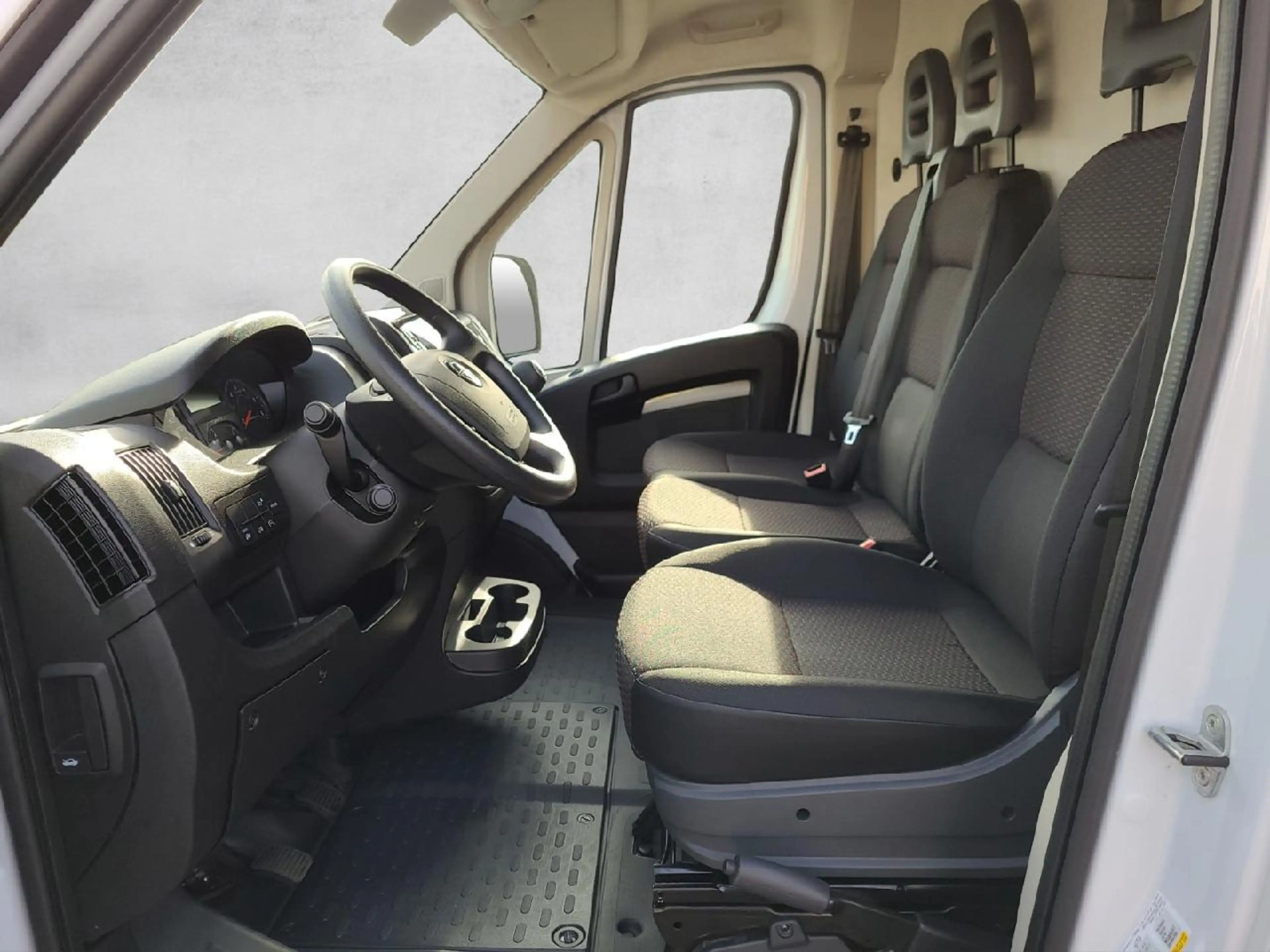 Opel Movano Kasten Selection L4H2 2.2 103KW/140PS 6G — photo 9