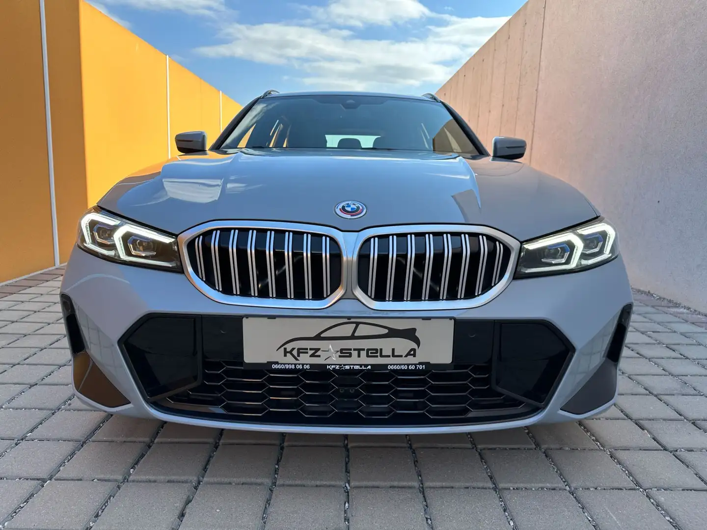 BMW 330 e PHEV Touring Aut. Argent - 2
