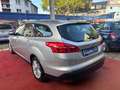 Ford Focus Turnier 1.6*Automatik*Klimaaut*PDC* Argent - thumbnail 4