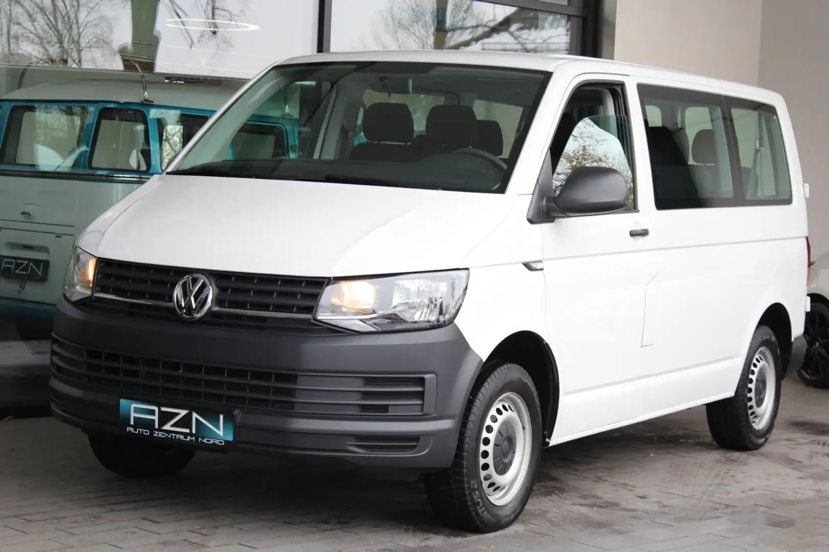 Volkswagen T6 Caravelle Trendline mit Heckflügeltüren Blanc - 2