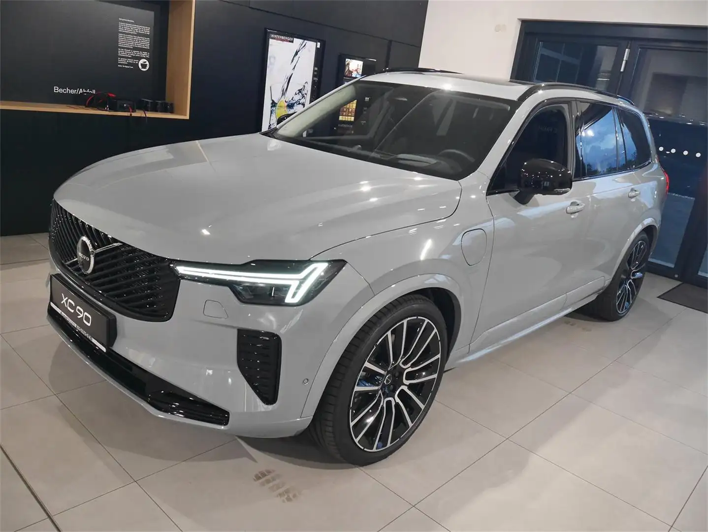 Volvo XC90 T8 Ultra Dark Executive Edition Grau - 1