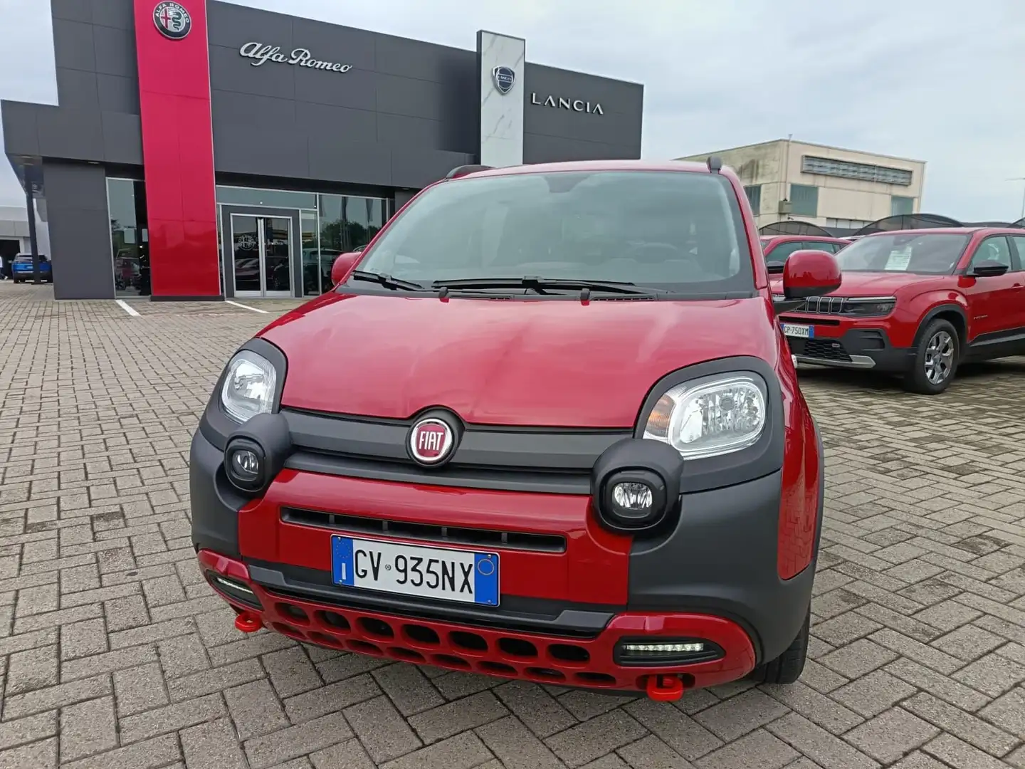 Fiat Panda Panda Cross 1.0 FireFly S&S Hybrid Rosso - 2
