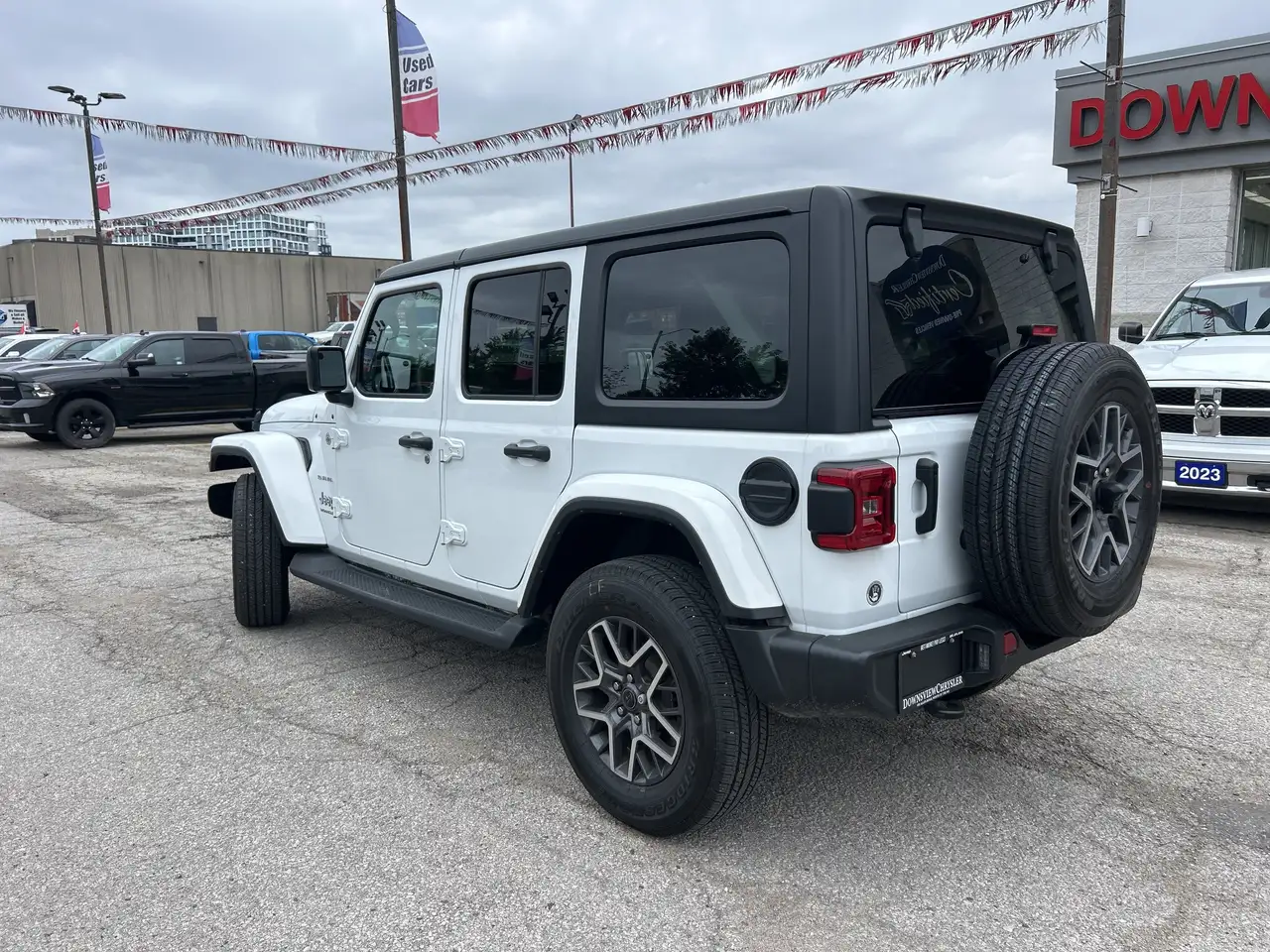 Jeep Wrangler снимка Jeep Wrangler