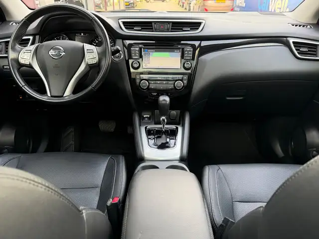 Nissan Qashqai view 2