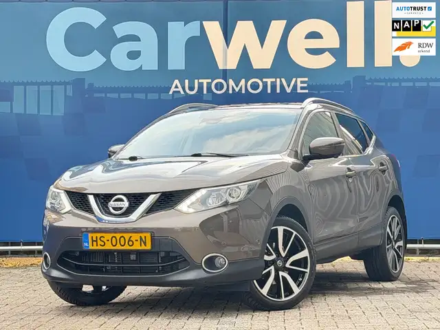 2016 Nissan Qashqai in Brown for sale