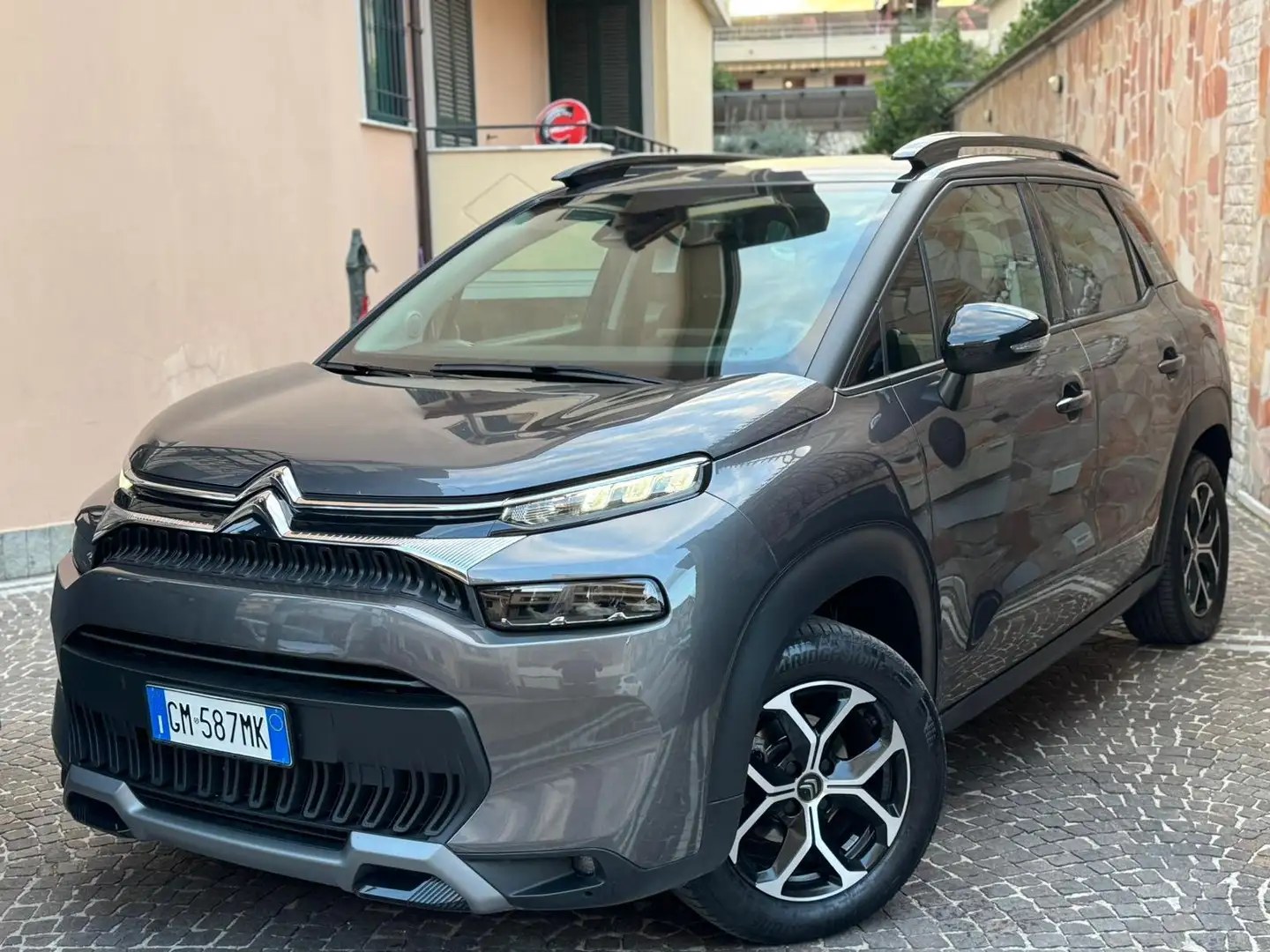 Citroen C3 Aircross BlueHDi 110 S&S Shine Pack Grigio - 2