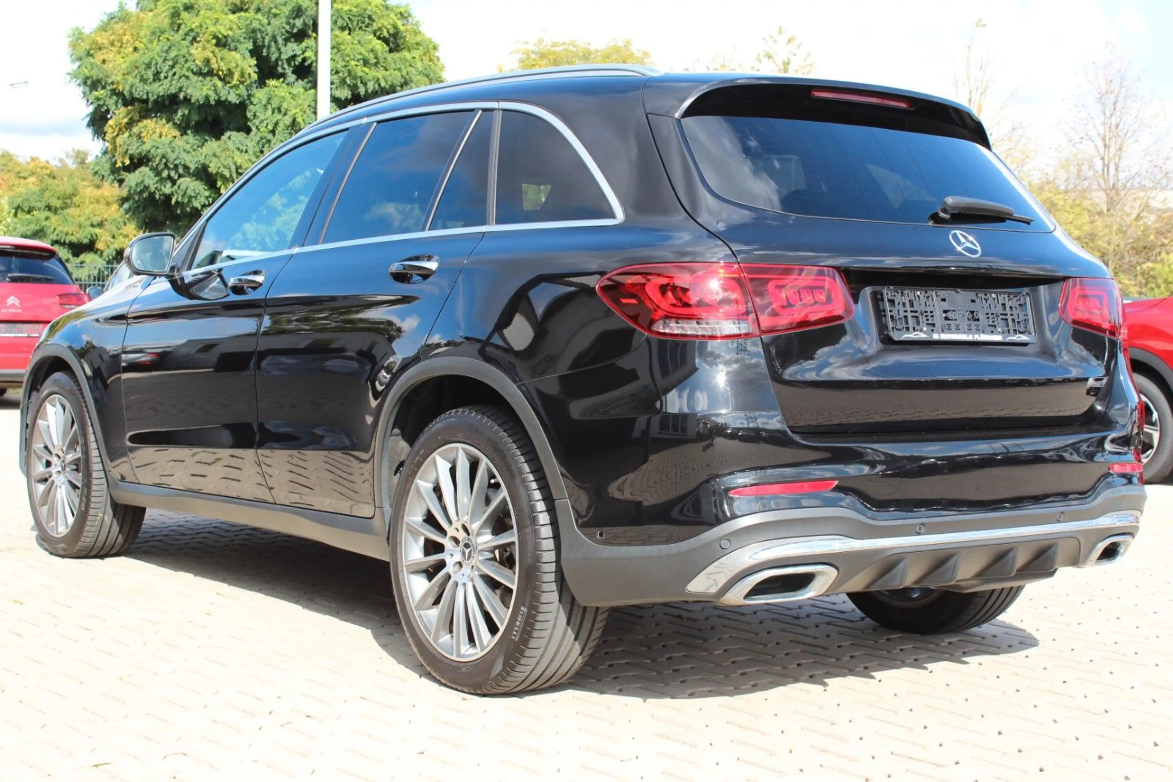 Mercedes-Benz GLC 220 4Matic Aut. Navi Pano Sitzhzg HUD ACC — photo 8